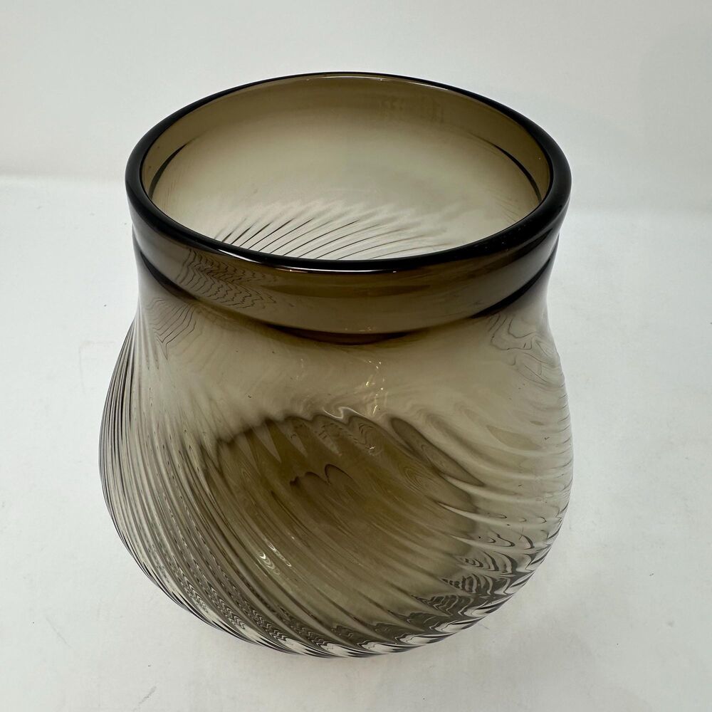 Vintage Mid Century Modern Smoke Gray Optic Swirl Art Glass Vase Ribbed Spiral 7